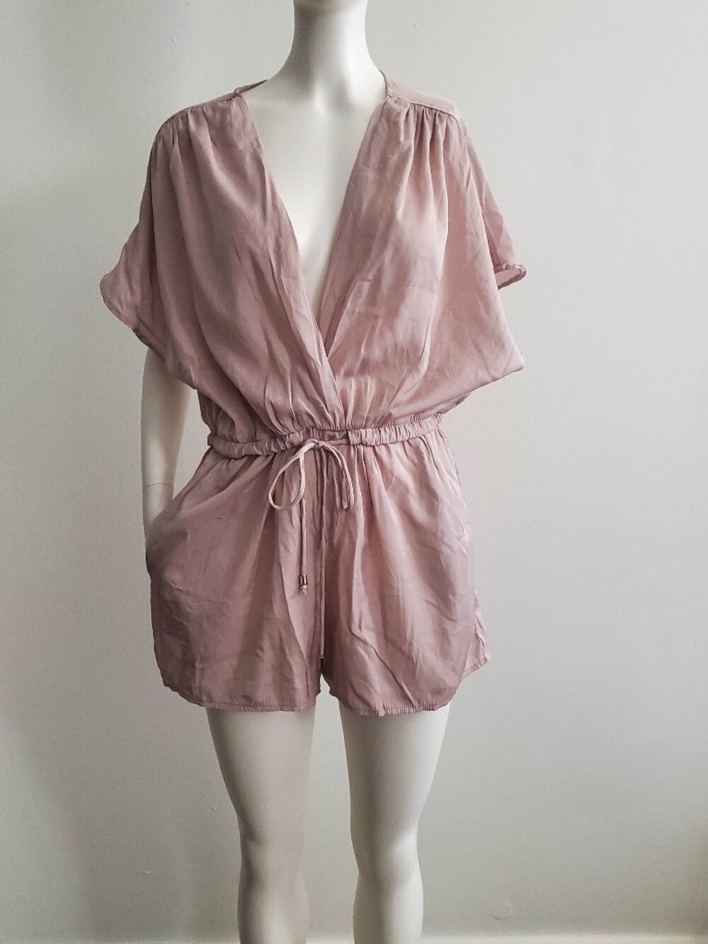 EVNL Blush Pink Satin Deep V-Neck Romper Medium Short Sleeve Elastic Waist